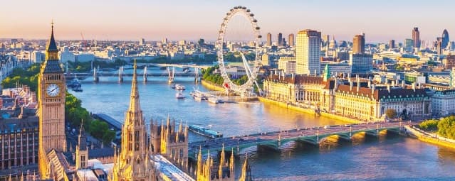 2-Week Europe Backpacking Itinerary on a Budget budget-friendly Europe travel packages for backpackers